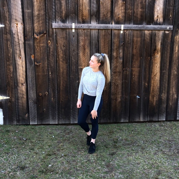 meet your posher:) - Picture 2 of 2